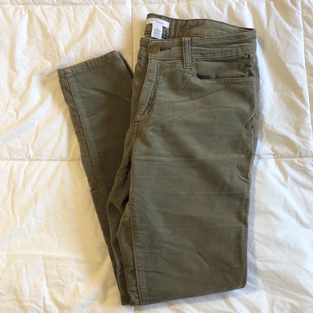 Daily ritual soft mid rise skinny jeans olive green